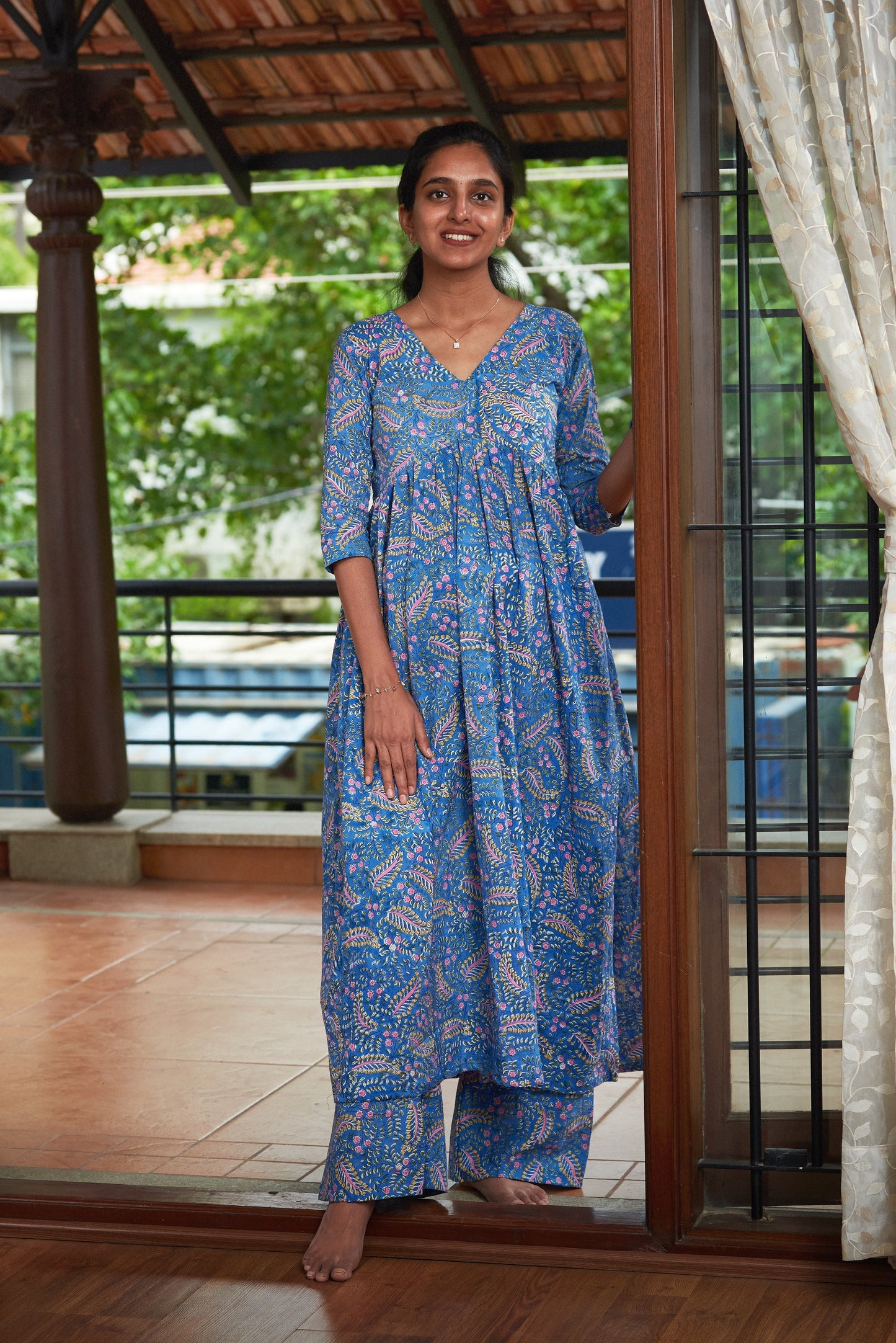 Rose melon floral Inverted V yoke+ Pant Set