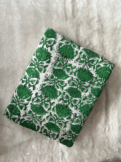 Botanical Banta Women's Shirt