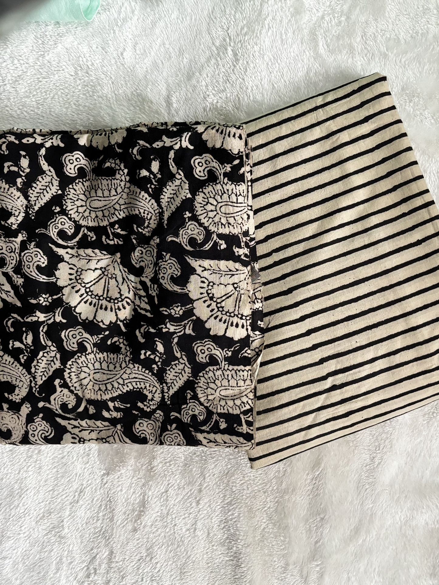 Kala Velvet Soda Inverted V yoke+ Pant Set